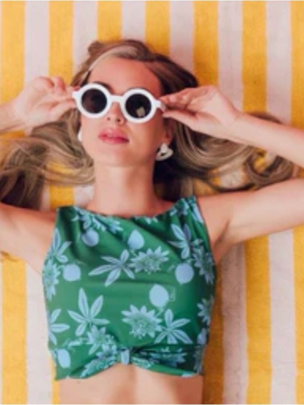 Lime Ricki two-piece reversible set (two tops one reversible bottom) - Picture 8 of 10